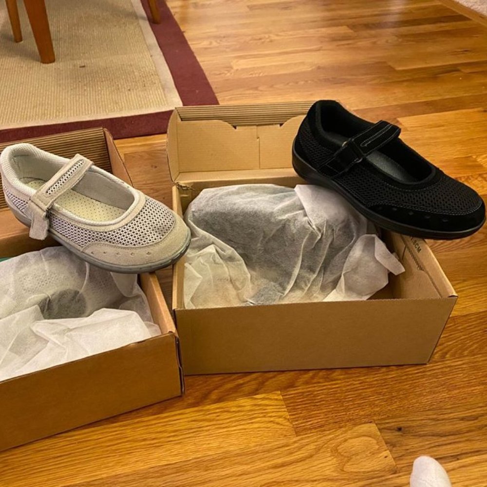 Brand New Orthofeet Size 6 Extra Wide